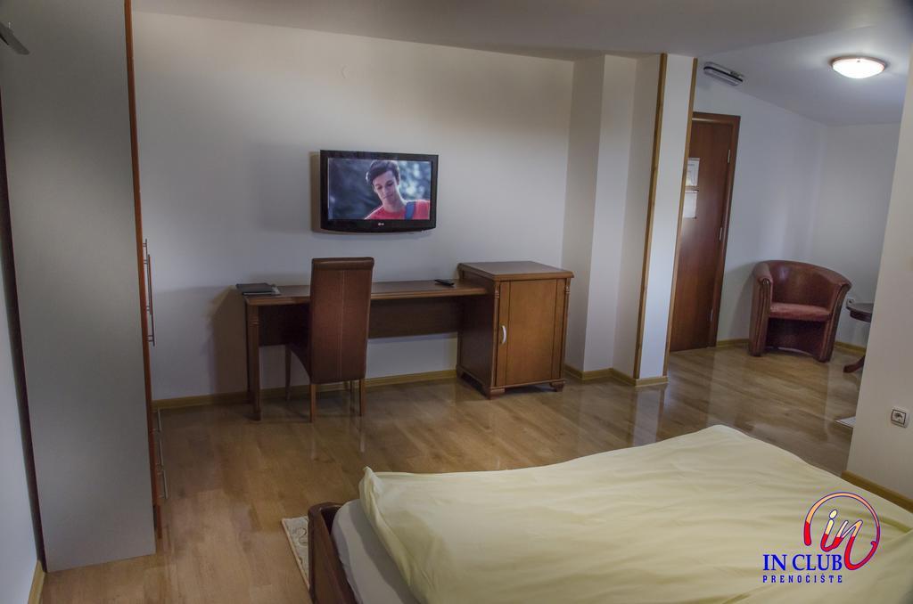 Apartment And Rooms In Club Indija المظهر الخارجي الصورة