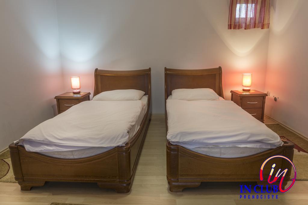 Apartment And Rooms In Club Indija المظهر الخارجي الصورة