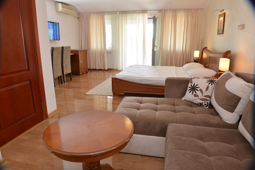 Apartment And Rooms In Club Indija المظهر الخارجي الصورة