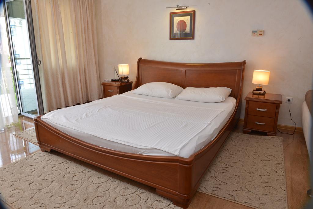 Apartment And Rooms In Club Indija المظهر الخارجي الصورة