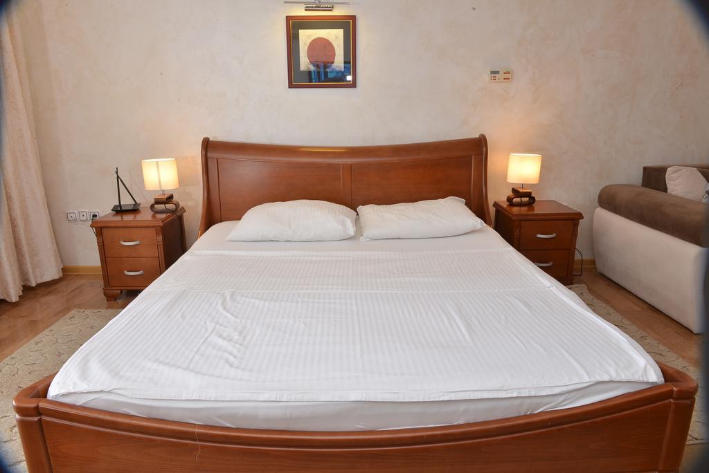 Apartment And Rooms In Club Indija المظهر الخارجي الصورة