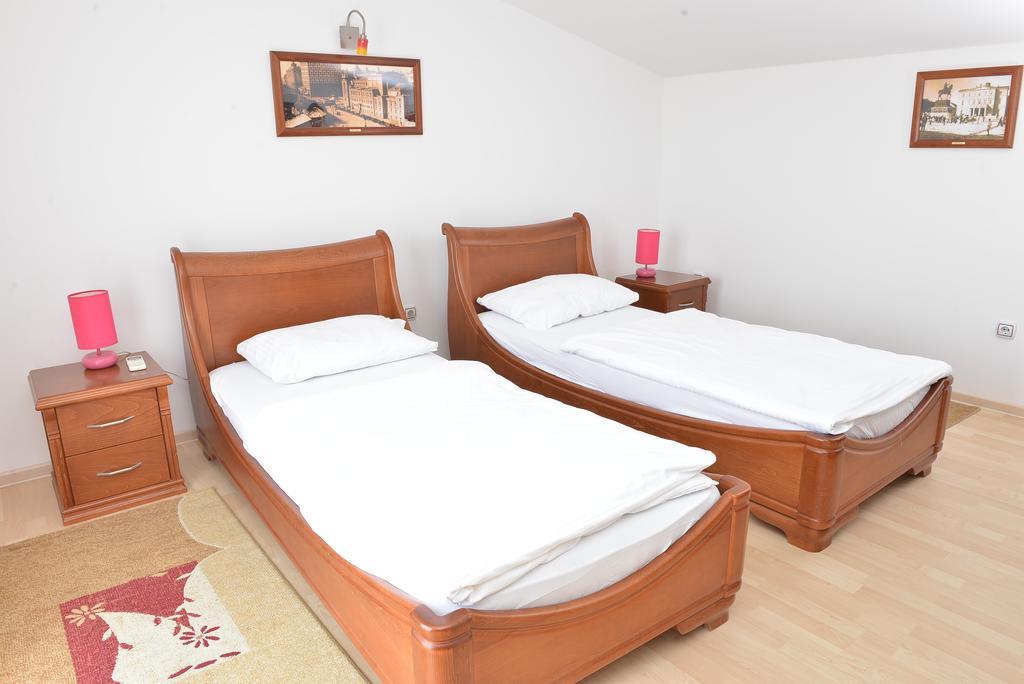 Apartment And Rooms In Club Indija المظهر الخارجي الصورة